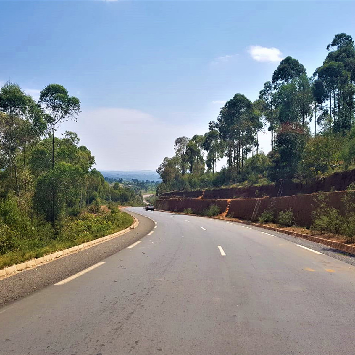 Mission de contrôle et surveillance des travaux d’aménagement et de bitumage de la route Nyakararo – Gitega (RN18) Phase II