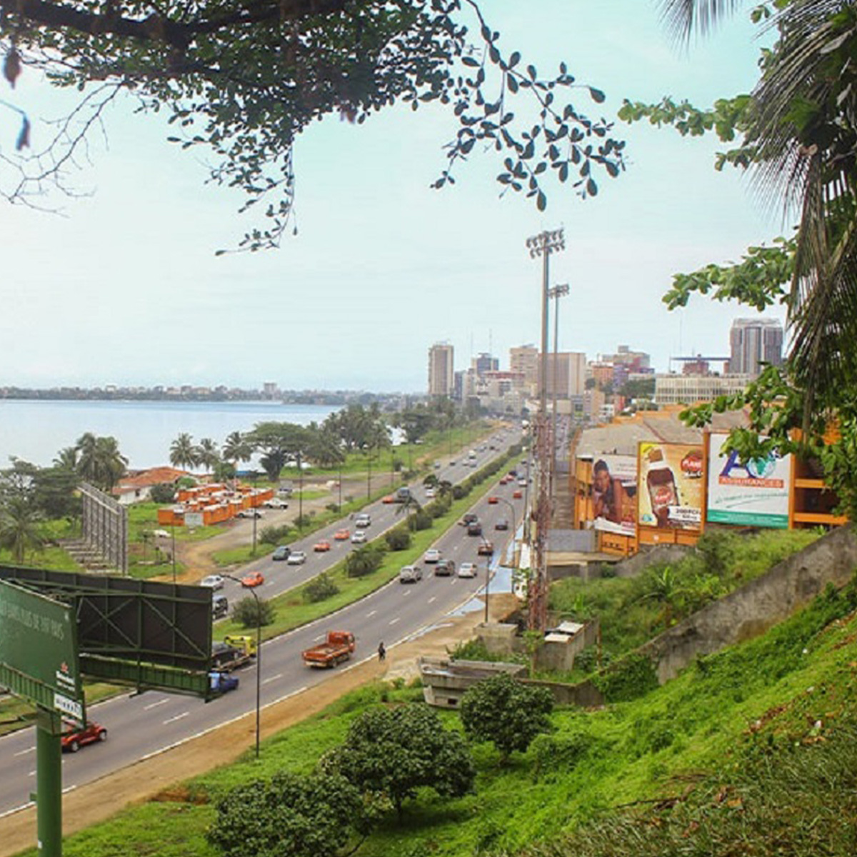 Suivi et contrôle des travaux de construction de l’autoroute périphérique d’Abidjan Y4 – section 2: Échangeur d’Anyama – Autoroute du nord